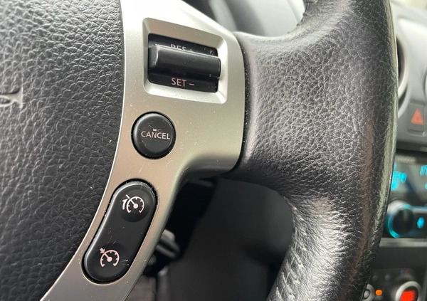 Nissan Qashqai cena 41800 przebieg: 182000, rok produkcji 2011 z Kielce małe 407